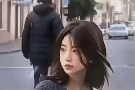 内娱男星‘绅士人设’崩塌剧组揩油被全网封禁！